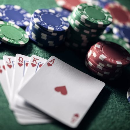 What is a complete set in poker